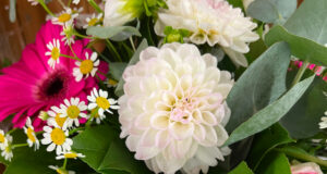 Le Jardin Deden Bouquets De Fleurs (1) 285